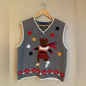 Vintage KAREN SCOTT grey bear skater Sweater Vest fun Kitchy heart Applique